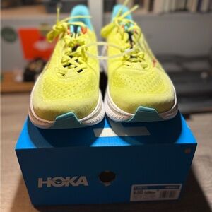 Hoka Mach 6 Sneakers